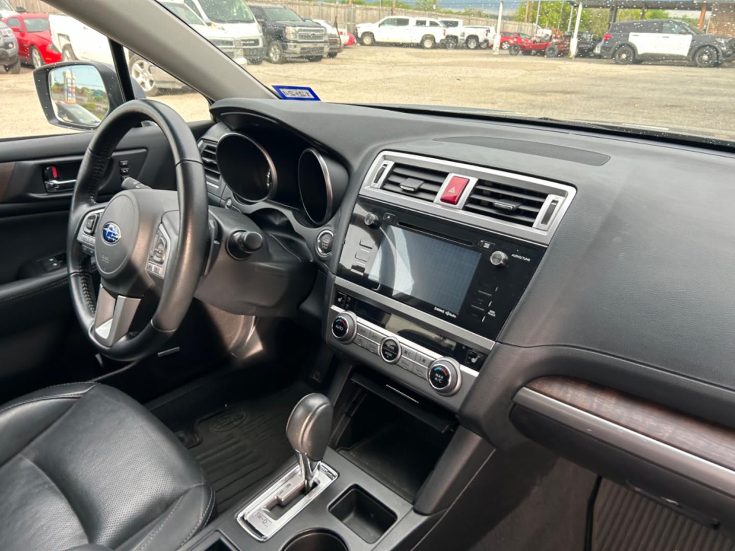 2016 Grey Subaru Outback Limited (4S4BSENC2G3) with an 3.6L H6 F DOHC 24V engine, AUTOMATIC transmission, located at 1687 Business 35 S, New Braunfels, TX, 78130, (830) 625-7159, 29.655487, -98.051491 - 1 Owner no accident and well cared for with a powerful 6 cylinder engine. You won't be disappointed. - Photo#11